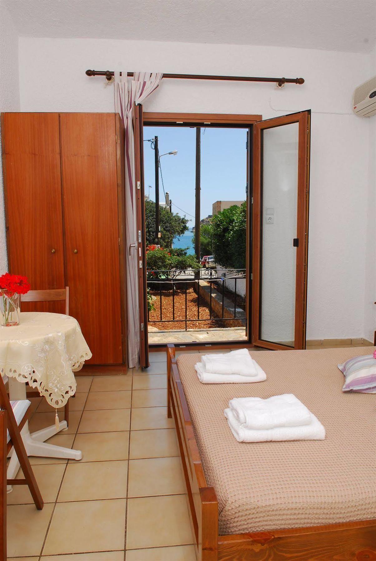 Athina Elounda (Crete)